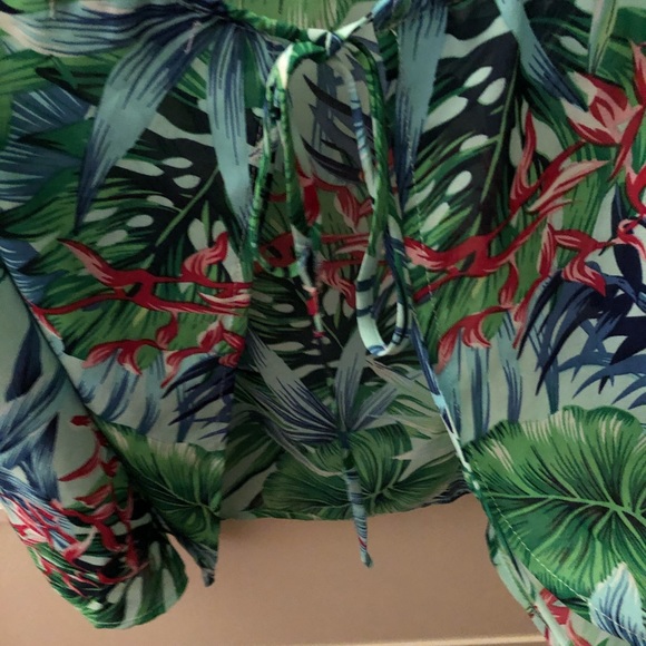 Tobi Tank Top - Picture 3 of 4